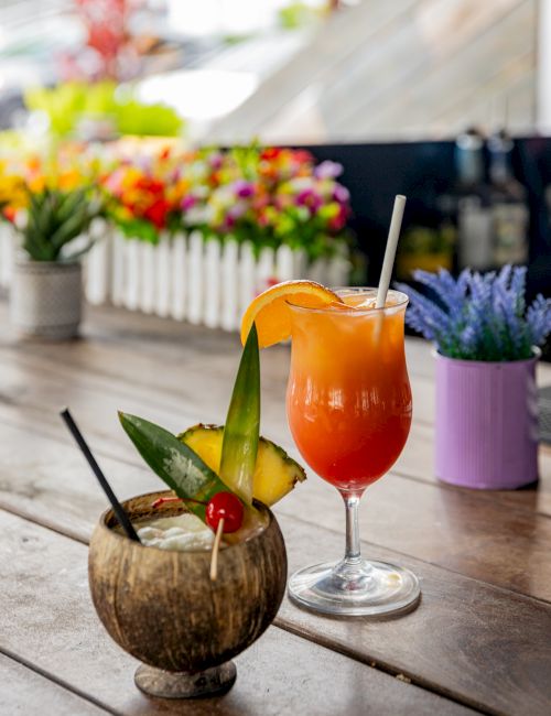 Oceanside Hotel + Suites