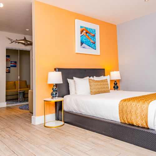 Oceanside Hotel + Suites