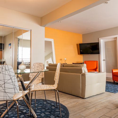 Oceanside Hotel + Suites