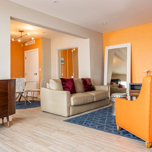 Oceanside Hotel + Suites